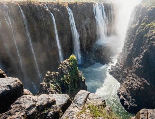 namibia-victoria wasserfaelle-schlucht