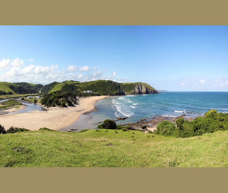 Die Strände an der Wild Coast - schwer
zugänglich, feinsandig und einsam. suedafrika-wild-coast-strand