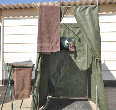 ... und die Dusche läßt keine Wünsche offen!